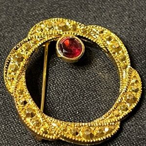 Edwardian Style Circle  Gold Tone Red Brooch